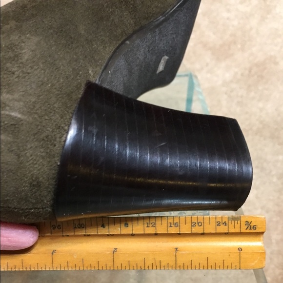 FRANCO SARTO SUADE 3 inch heels - Picture 4 of 7